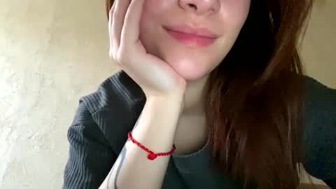 Snapshot of agnes_your chatting on 11-28-25, 12:19 Agnes online show from 11-28-25, 12:19