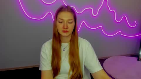 Snapshot of agnesarden chatting on 03-11-25, 06:08 AgnesArden online show from 03-11-25, 06:08