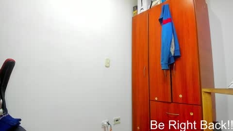 Agustin online show from 12-22-24, 04:48