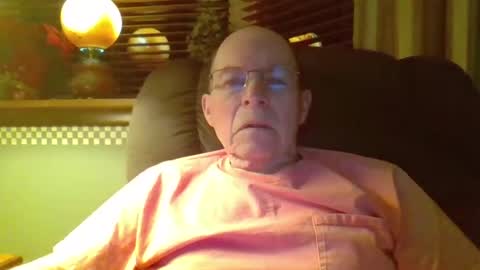 Snapshot of aguynrkfrd chatting on 12-21-24, 10:28 aguynrkfrd online show from 12-21-24, 10:28