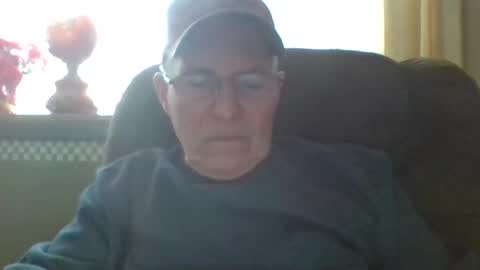 Snapshot of aguynrkfrd chatting on 12-24-24, 06:28 aguynrkfrd online show from 12-24-24, 06:28