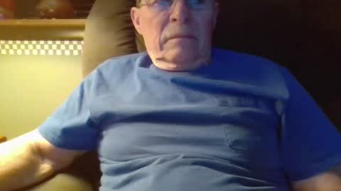 Snapshot of aguynrkfrd chatting on 12-25-24, 09:34 aguynrkfrd online show from 12-25-24, 09:34