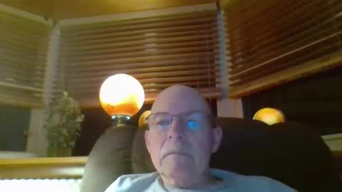 Snapshot of aguynrkfrd chatting on 12-23-25, 10:02 aguynrkfrd online show from 12-23-25, 10:02