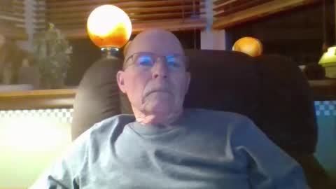 Snapshot of aguynrkfrd chatting on 01-16-26, 10:19 aguynrkfrd online show from 01-16-26, 10:19