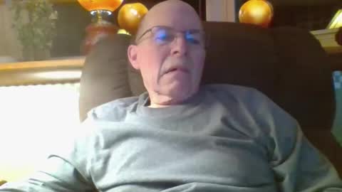 Snapshot of aguynrkfrd chatting on 02-13-26, 10:22 aguynrkfrd online show from 02-13-26, 10:22