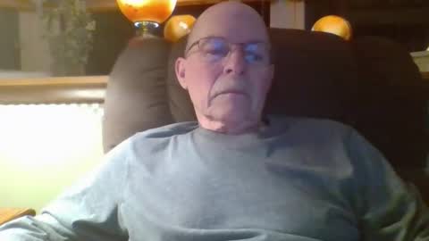 Snapshot of aguynrkfrd chatting on 03-07-26, 10:45 aguynrkfrd online show from 03-07-26, 10:45