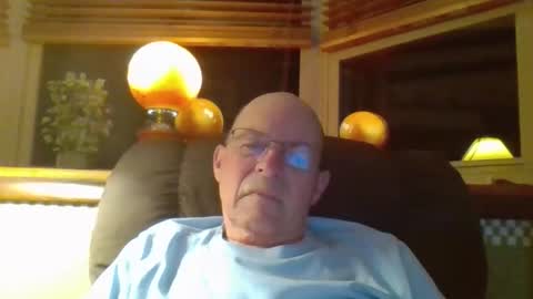 Snapshot of aguynrkfrd chatting on 04-04-26, 09:29 aguynrkfrd online show from 04-04-26, 09:29