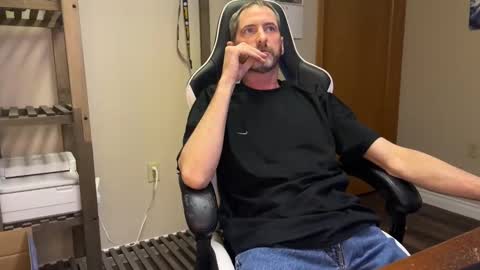 AhShucks online show from 04-06-26, 03:37