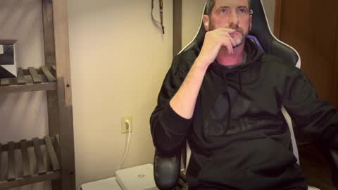 AhShucks online show from 04-21-26, 03:13