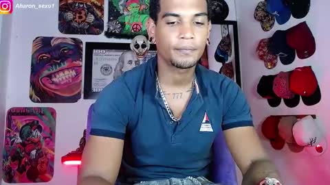 Snapshot of aharon_sexo1 chatting on 01-02-25, 04:20 Aharon Zamora online show from 01-02-25, 04:20