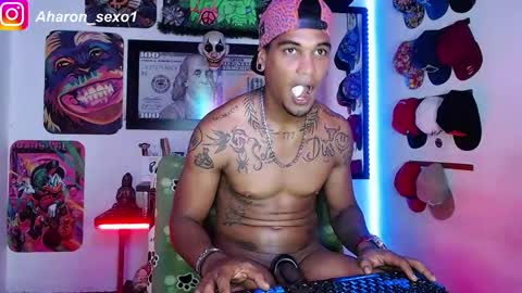 Snapshot of aharon_sexo1 chatting on 01-07-25, 08:45 Aharon Zamora online show from 01-07-25, 08:45