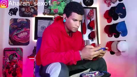 Snapshot of aharon_sexo1 chatting on 02-05-25, 03:23 Aharon Zamora online show from 02-05-25, 03:23