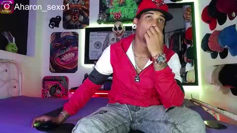 Snapshot of aharon_sexo1 chatting on 03-04-25, 06:15 Aharon Zamora online show from 03-04-25, 06:15