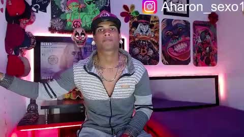 Snapshot of aharon_sexo1 chatting on 03-10-25, 03:12 Aharon Zamora online show from 03-10-25, 03:12