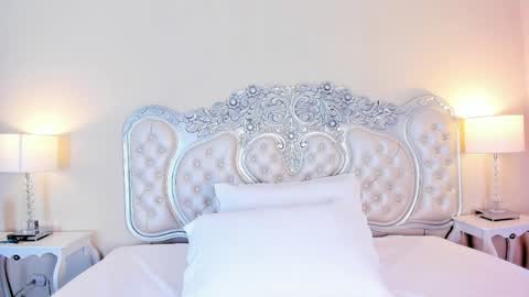 AHINOA online show from 04-25-26, 11:46