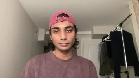 Snapshot of ahmedkhan632131 chatting on 01-06-26, 05:11 Dylan online show from 01-06-26, 05:11