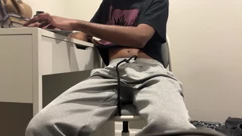 Snapshot of ahmedkhan632131 chatting on 01-15-26, 06:11 Dylan online show from 01-15-26, 06:11