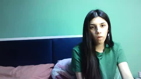 Selena online show from 01-01-25, 05:55