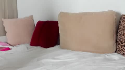 Snapshot of ahriangel chatting on 03-11-26, 04:02 AhriAngel OF ahriangel online show from 03-11-26, 04:02