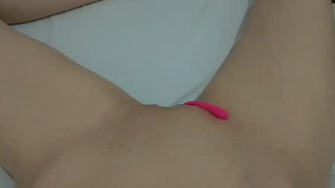 Snapshot of ahsexi chatting on 02-14-25, 07:23 Taylor online show from 02-14-25, 07:23