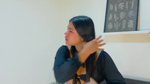 AHSLY online show from 04-17-26, 12:08
