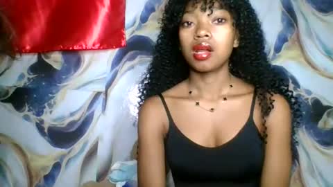 Snapshot of aicha710819 chatting on 06-10-26, 06:34 aicha710819 online show from 06-10-26, 06:34