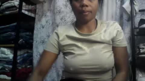 Aicha boobs online show from 05-22-26, 12:29