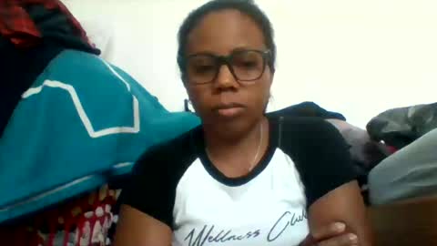 Snapshot of aicha_boobs chatting on 06-17-26, 10:17 Aicha boobs online show from 06-17-26, 10:17