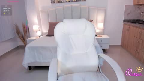 AIDA ADAMS online show from 03-06-26, 11:17