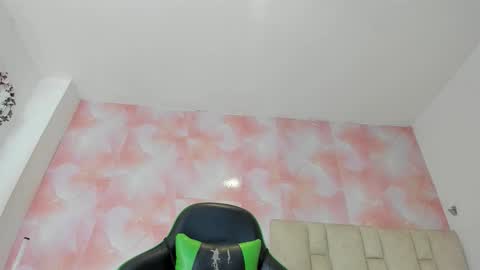 karoline  online show from 01-15-26, 08:45