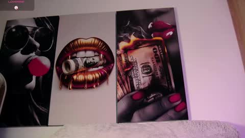 Aida  online show from 10-15-25, 11:43