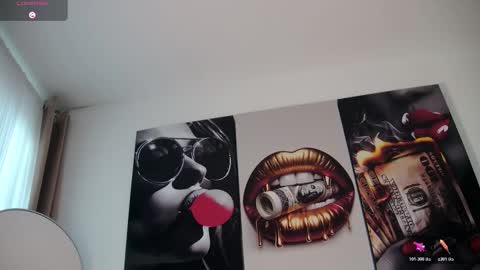 Aida  online show from 12-17-25, 11:38