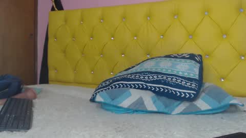 Snapshot of aidan_twink chatting on 02-26-25, 01:53 AIDAN online show from 02-26-25, 01:53