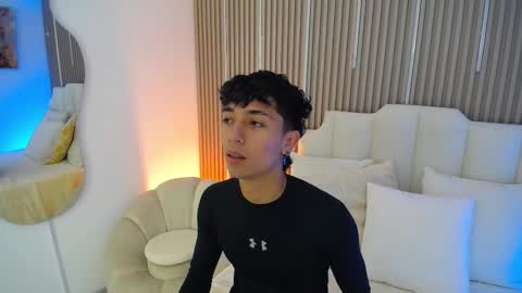 Aiden online show from 03-09-26, 12:53