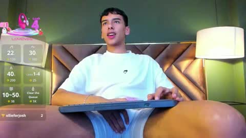 Snapshot of aiden_royce chatting on 11-26-25, 04:46 aiden_royce online show from 11-26-25, 04:46