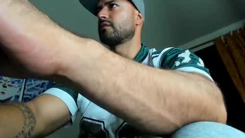 Snapshot of aidenbrites chatting on 10-01-25, 03:12 Aiden Brites online show from 10-01-25, 03:12