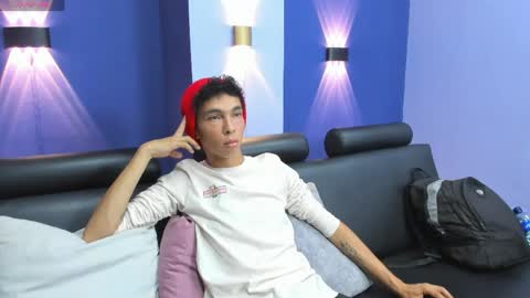 Aiden online show from 05-22-26, 08:03
