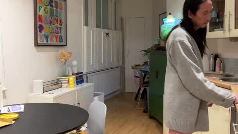 Spicyla online show from 01-30-25, 06:43