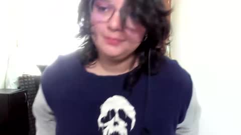 Catalina online show from 10-29-25, 01:57