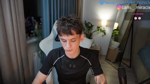 Snapshot of aiko_miracle chatting on 01-05-25, 03:45 birthday here online show from 01-05-25, 03:45