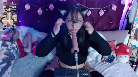 Snapshot of aiko_yagami chatting on 10-13-25, 01:16 Aiko online show from 10-13-25, 01:16