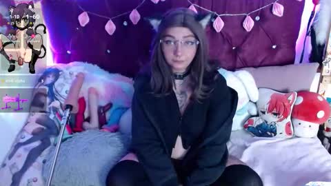 Snapshot of aiko_yagami chatting on 10-16-25, 01:50 Aiko online show from 10-16-25, 01:50