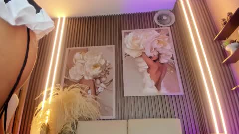   online show from 10-17-25, 02:15