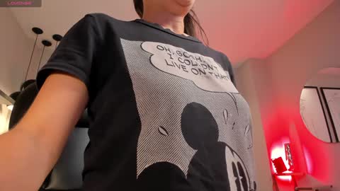  AILEEN VEGA  online show from 12-26-24, 07:05