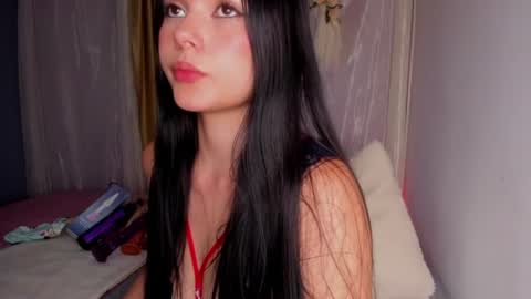 Snapshot of aili_queen chatting on 07-28-26, 04:39 Catalina online show from 07-28-26, 04:39