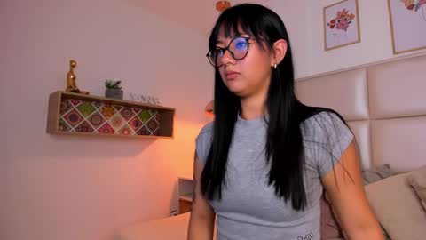 Aily Yozuko online show from 02-17-25, 03:04