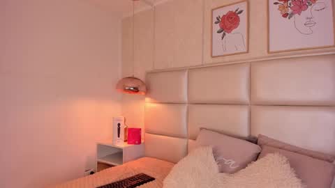 Aily Yozuko online show from 10-08-25, 02:42