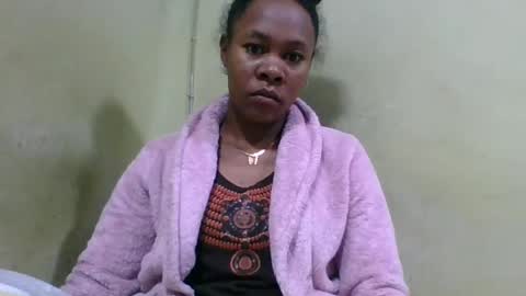 Snapshot of aimee982179 chatting on 06-17-26, 03:20 aimee982179 online show from 06-17-26, 03:20