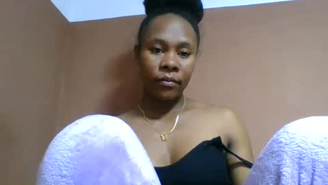 Snapshot of aimee982179 chatting on 07-22-26, 08:17 aimee982179 online show from 07-22-26, 08:17