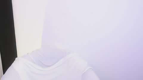 Airi online show from 04-22-26, 12:07